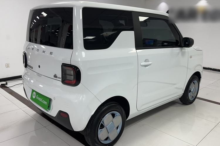 Used Geely Galaxy Panda 2024 Panda Mini 200km Endurance Bear Exterior 4