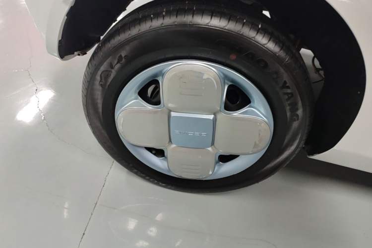 Used Geely Galaxy Panda 2024 Panda Mini 200km Longteng PRO Edition Exterior 5