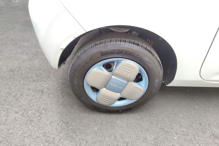 Used Geely Galaxy Panda 2024 Panda Mini 200km Endurance Bear Exterior 5