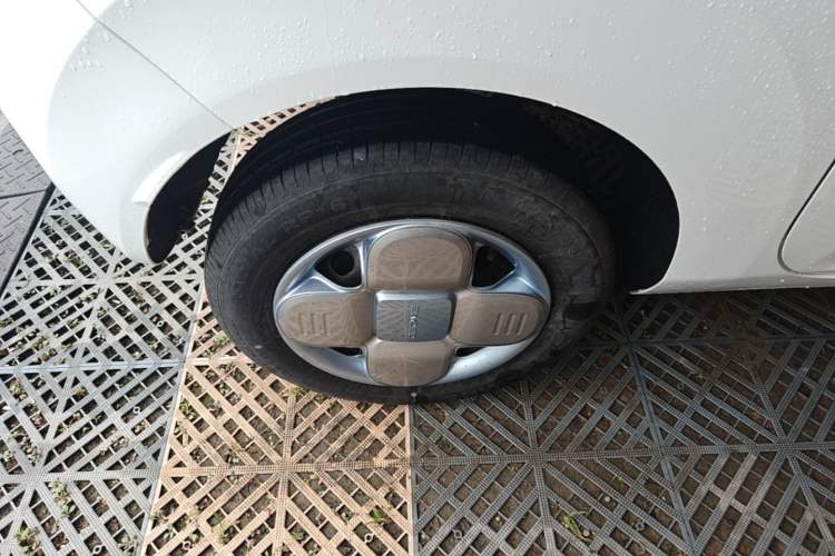 Used Geely Galaxy Panda 2024 Panda Mini 200km Endurance Bear Exterior 5