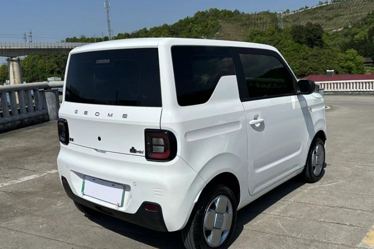 Used Geely Galaxy Panda 2024 Panda Mini 200km Endurance Bear Exterior 5