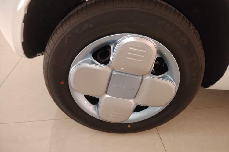 Used Geely Galaxy Panda 2024 Panda Mini 200km Endurance Bear Exterior 5