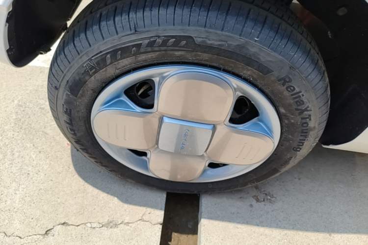Used Geely Galaxy Panda 2024 Panda Mini 200km Endurance Bear Exterior 5