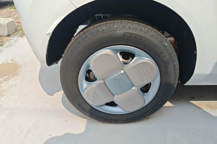 Used Geely Galaxy Panda 2024 Panda Mini 200km Endurance Bear Exterior 5