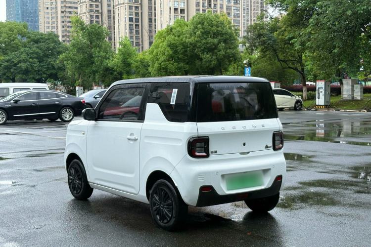 Used Geely Galaxy Panda 2024 Panda Mini 200km Endurance Bear Exterior 5