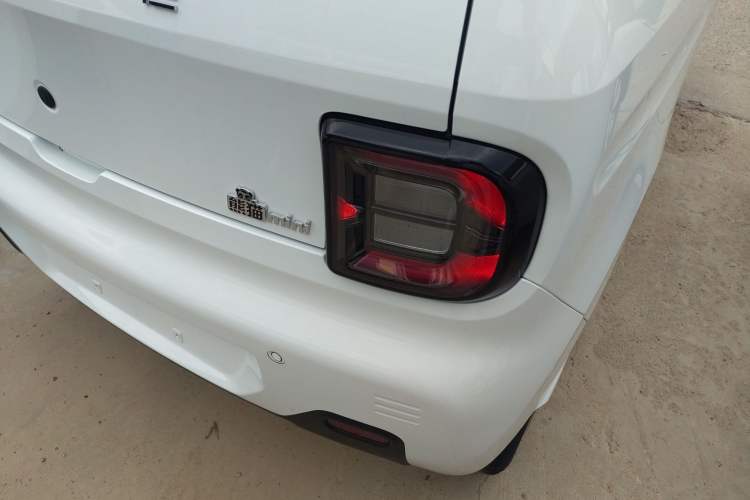 Used Geely Galaxy Panda 2024 Panda Mini 200km Endurance Bear Exterior 6