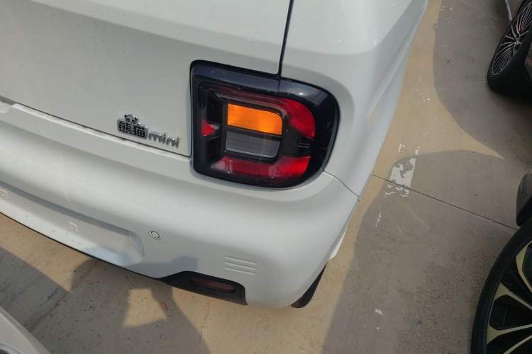 Used Geely Galaxy Panda 2024 Panda Mini 200km Endurance Bear Exterior 6