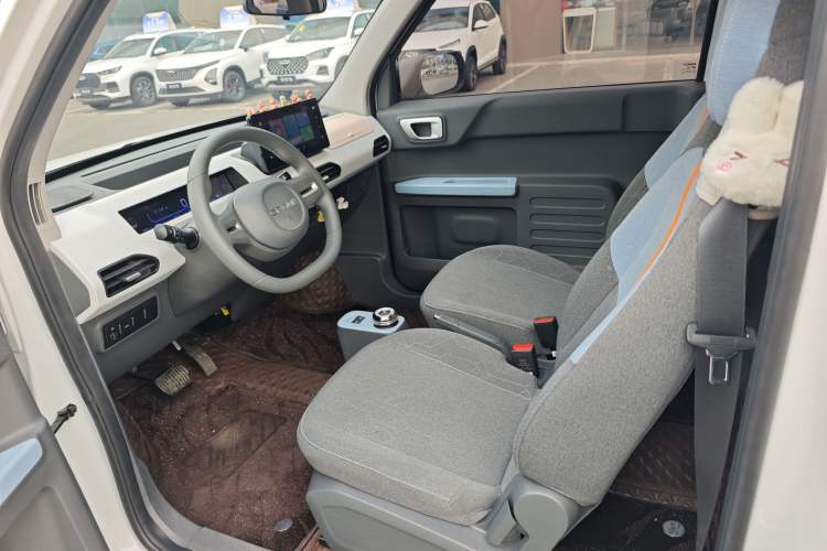 Used Geely Galaxy Panda 2024 Panda Mini 200km Endurance Bear Exterior 7