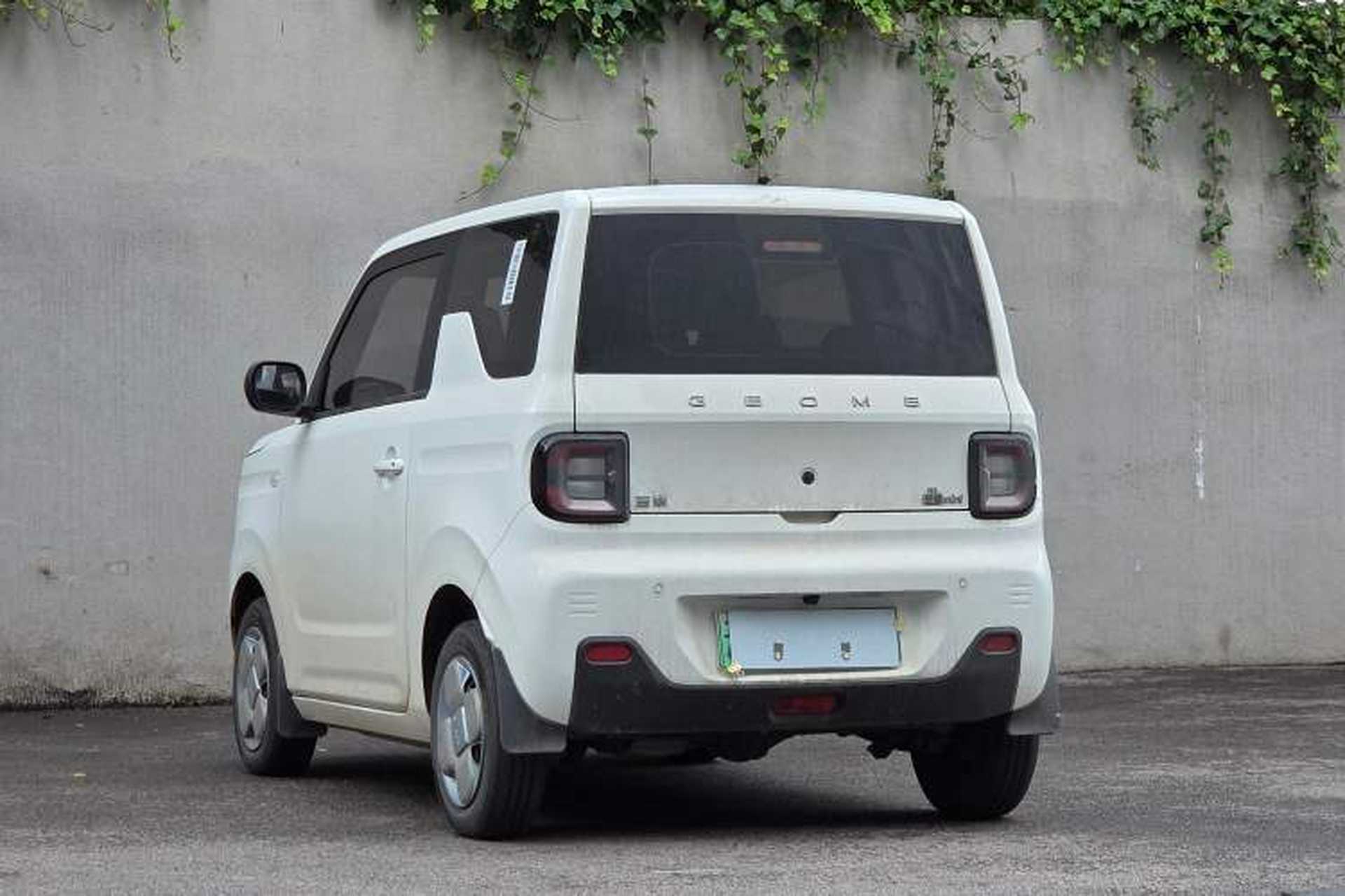 Used Geely Galaxy Panda 2024 Panda Mini 200km Endurance Bear Exterior 8