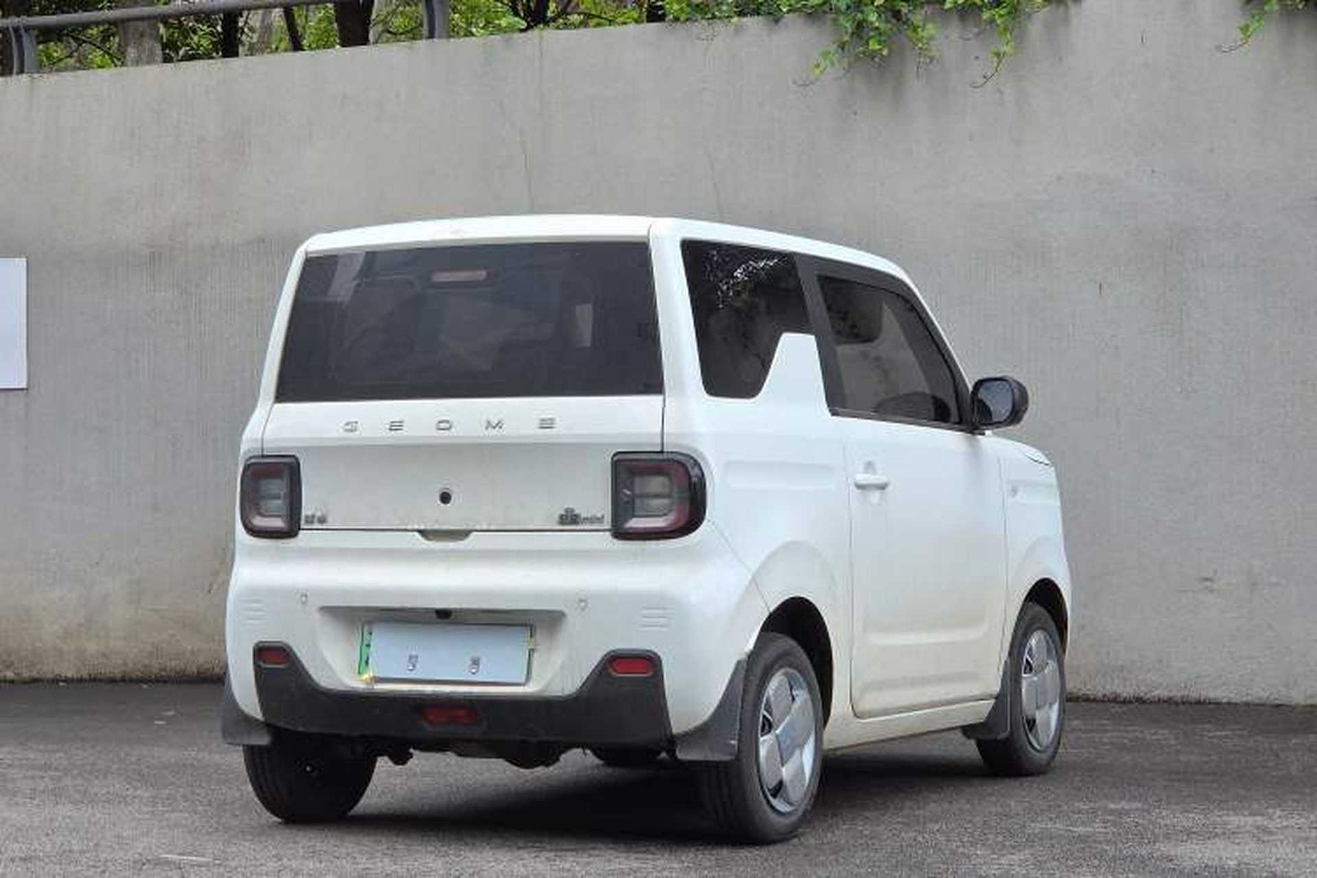Used Geely Galaxy Panda 2024 Panda Mini 200km Endurance Bear Exterior 9