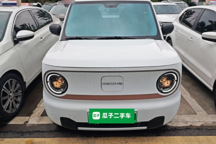 Used Geely Galaxy Panda 2024 Panda Mini 200km Endurance Bear Front