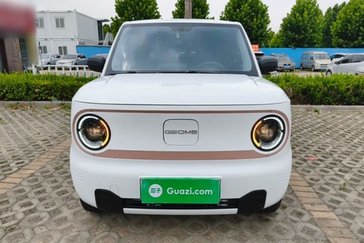 Used Geely Galaxy Panda 2024 Panda Mini 200km Endurance Bear Front