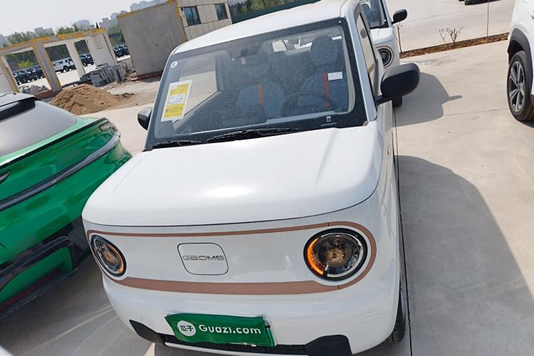 Used Geely Galaxy Panda 2024 Panda Mini 200km Endurance Bear Front