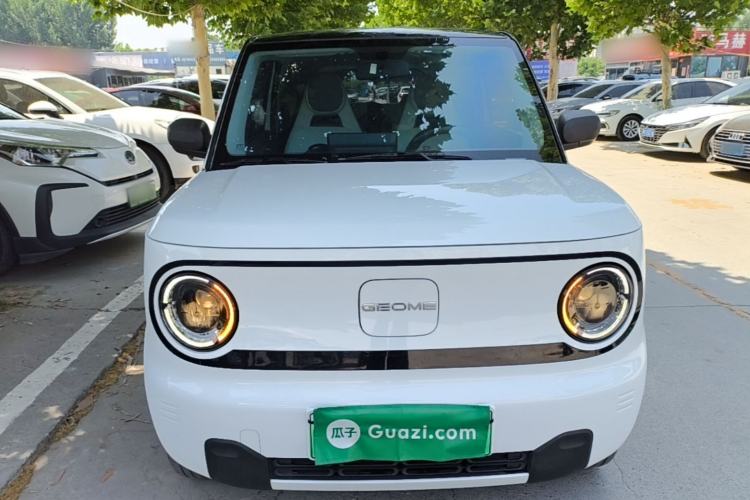 Used Geely Galaxy Panda 2024 Panda Mini 200km Endurance Bear Front