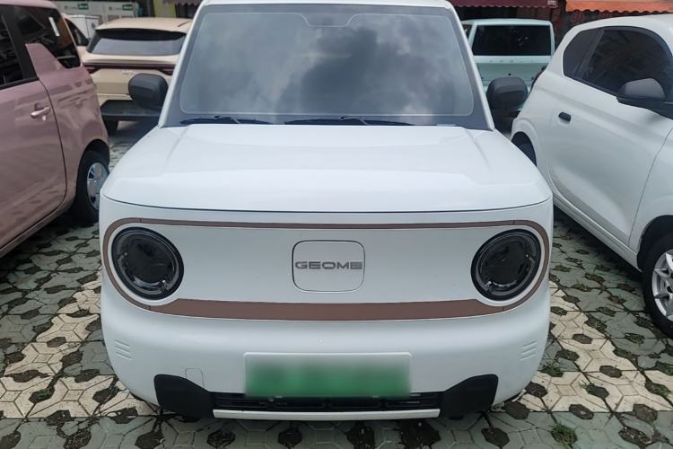 Used Geely Galaxy Panda 2024 Panda Mini 200km Endurance Bear Front