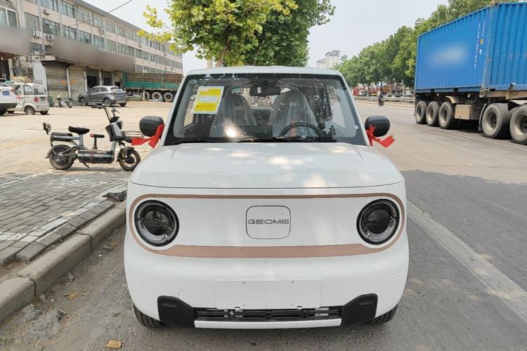 Used Geely Galaxy Panda 2024 Panda Mini 200km Endurance Bear Front