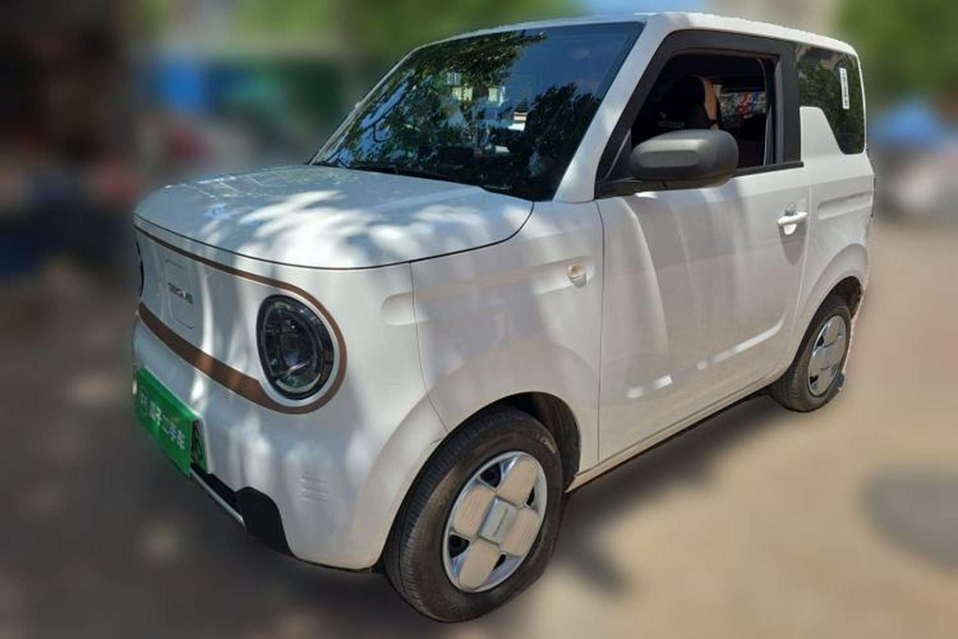 Used Geely Galaxy Panda 2024 Panda Mini 200km Endurance Bear Front Left 45 Deg