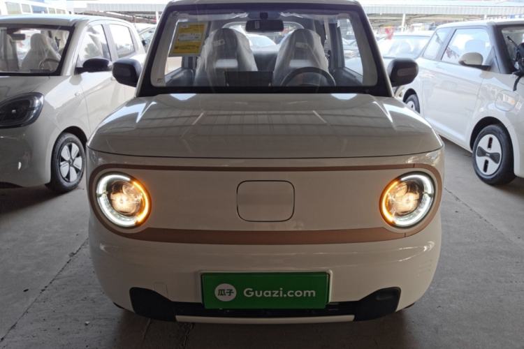 Used Geely Galaxy Panda 2024 Panda Mini 200km Endurance Bear Front