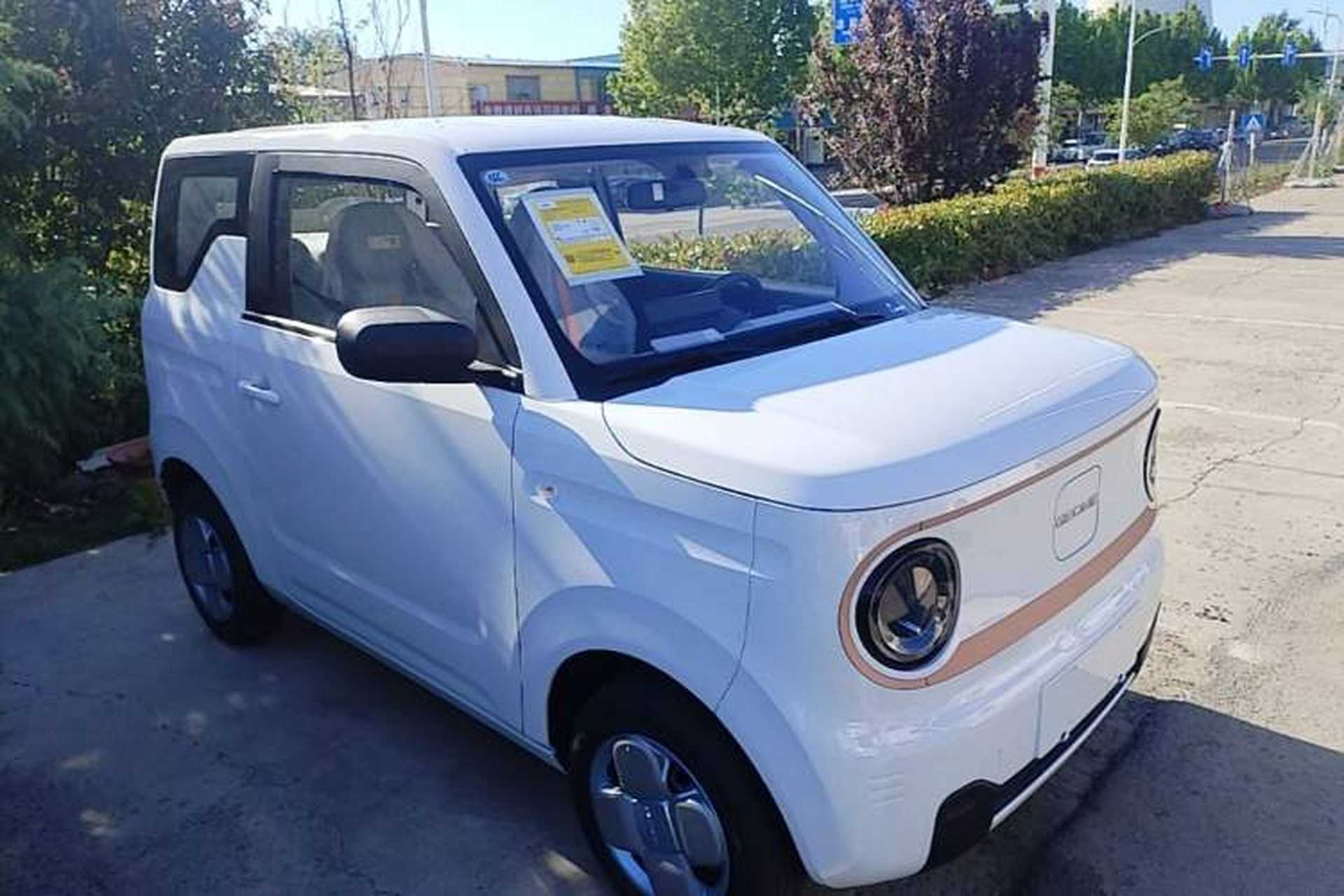 Used Geely Galaxy Panda 2024 Panda Mini 200km Endurance Bear Front Right 45 Deg