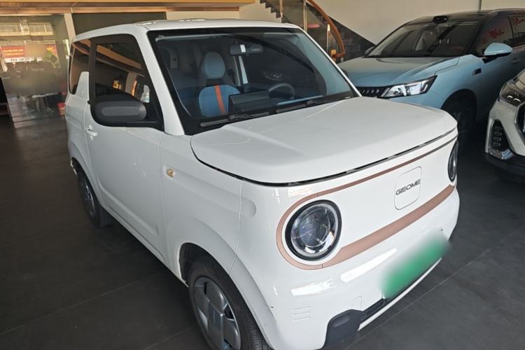 Used Geely Galaxy Panda 2024 Panda Mini 200km Endurance Bear Front Right 45 Deg