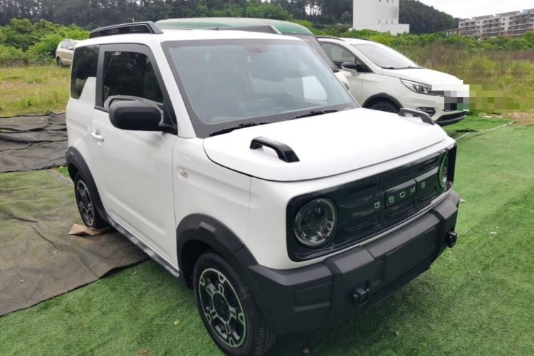 Used Geely Galaxy Panda 2024 200km Panda Rider Front Right 45 Deg