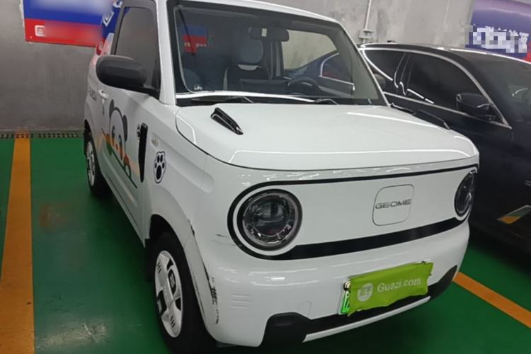 Used Geely Galaxy Panda 2024 Facelifted Panda Mini 200km Dragon Edition Front Right 45 Deg