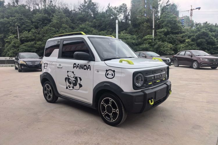 Used Geely Galaxy Panda 2024 200km Panda Rider Front Right 45 Deg
