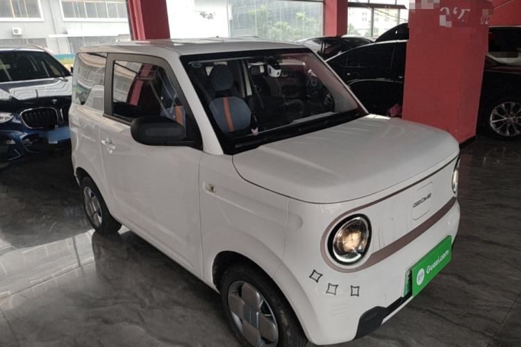Used Geely Galaxy Panda 2024 Panda Mini 200km Endurance Bear Front Right 45 Deg