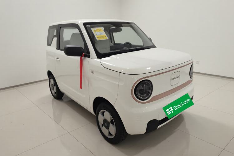 Used Geely Galaxy Panda 2024 Panda Mini 200km Endurance Bear Front Right 45 Deg