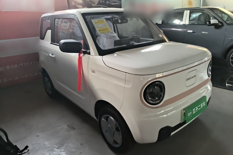 Used Geely Galaxy Panda 2024 Panda Mini 200km Endurance Bear Front Right 45 Deg