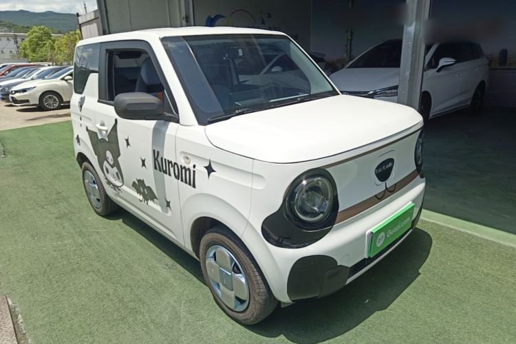 Used Geely Galaxy Panda 2024 Panda Mini 200km Longteng PRO Edition Front Right 45 Deg