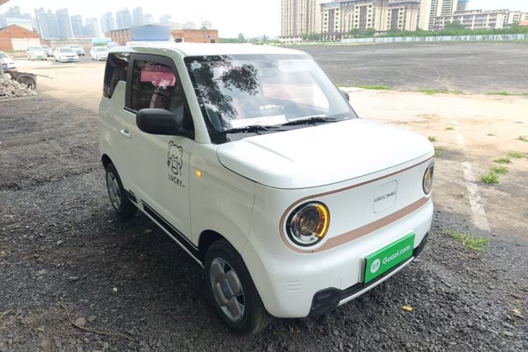 Used Geely Galaxy Panda 2024 Panda Mini 200km Endurance Bear Front Right 45 Deg