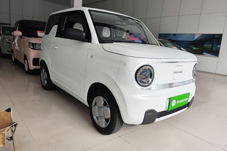 Used Geely Galaxy Panda 2024 Panda Mini 200km Endurance Bear Front Right 45 Deg