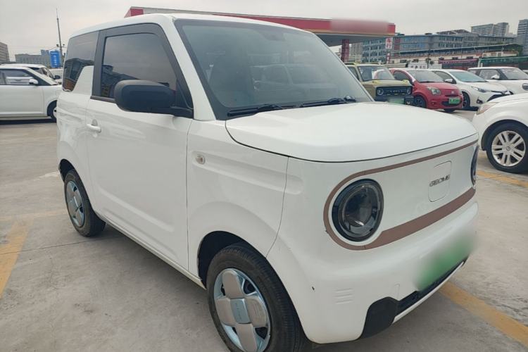 Used Geely Galaxy Panda 2024 Panda Mini 200km Endurance Bear Front Right 45 Deg