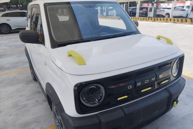 Used Geely Galaxy Panda 2024 200km Panda Rider Front Right 45 Deg