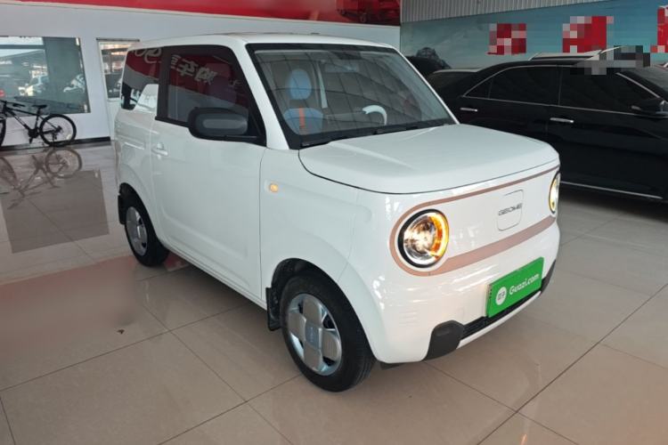Used Geely Galaxy Panda 2024 Panda Mini 200km Endurance Bear Front Right 45 Deg