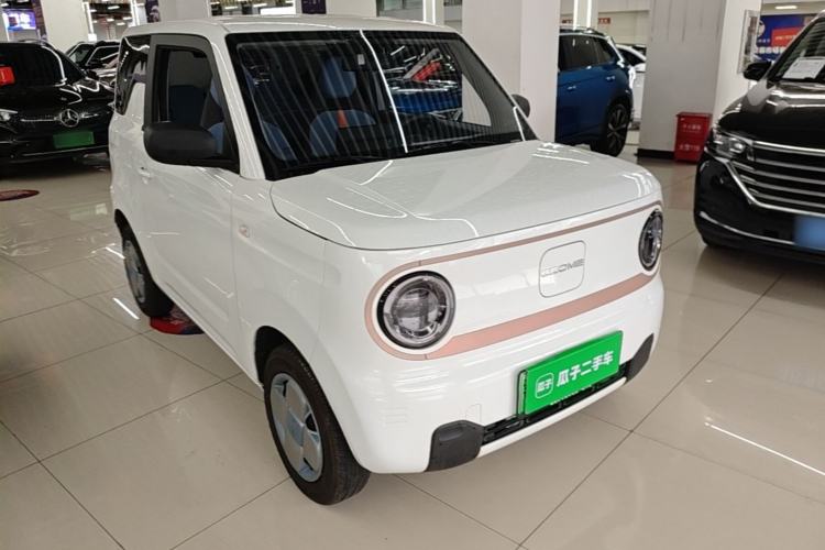 Used Geely Galaxy Panda 2024 Panda Mini 200km Endurance Bear Front Right 45 Deg