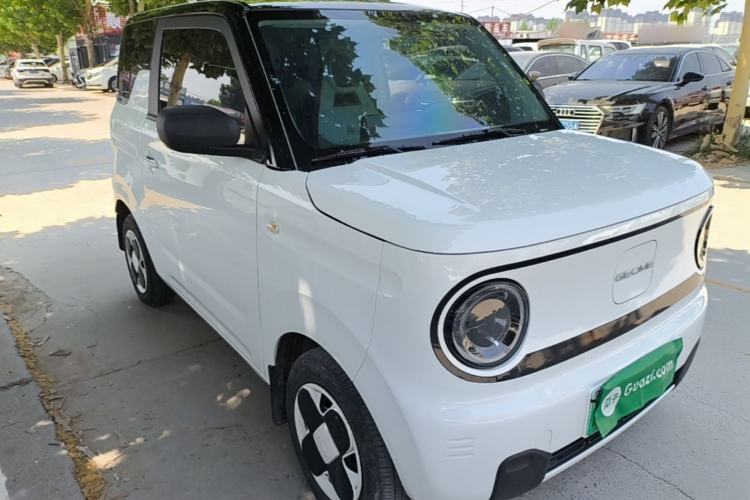 Used Geely Galaxy Panda 2024 Panda Mini 200km Endurance Bear Front Right 45 Deg