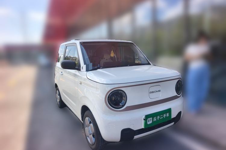 Used Geely Galaxy Panda 2024 Panda Mini 200km Endurance Bear Front Right 45 Deg
