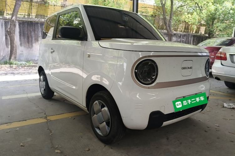 Used Geely Galaxy Panda 2024 Panda Mini 200km Endurance Bear Front Right 45 Deg