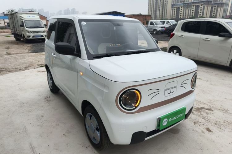 Used Geely Galaxy Panda 2024 Panda Mini 200km Endurance Bear Front Right 45 Deg