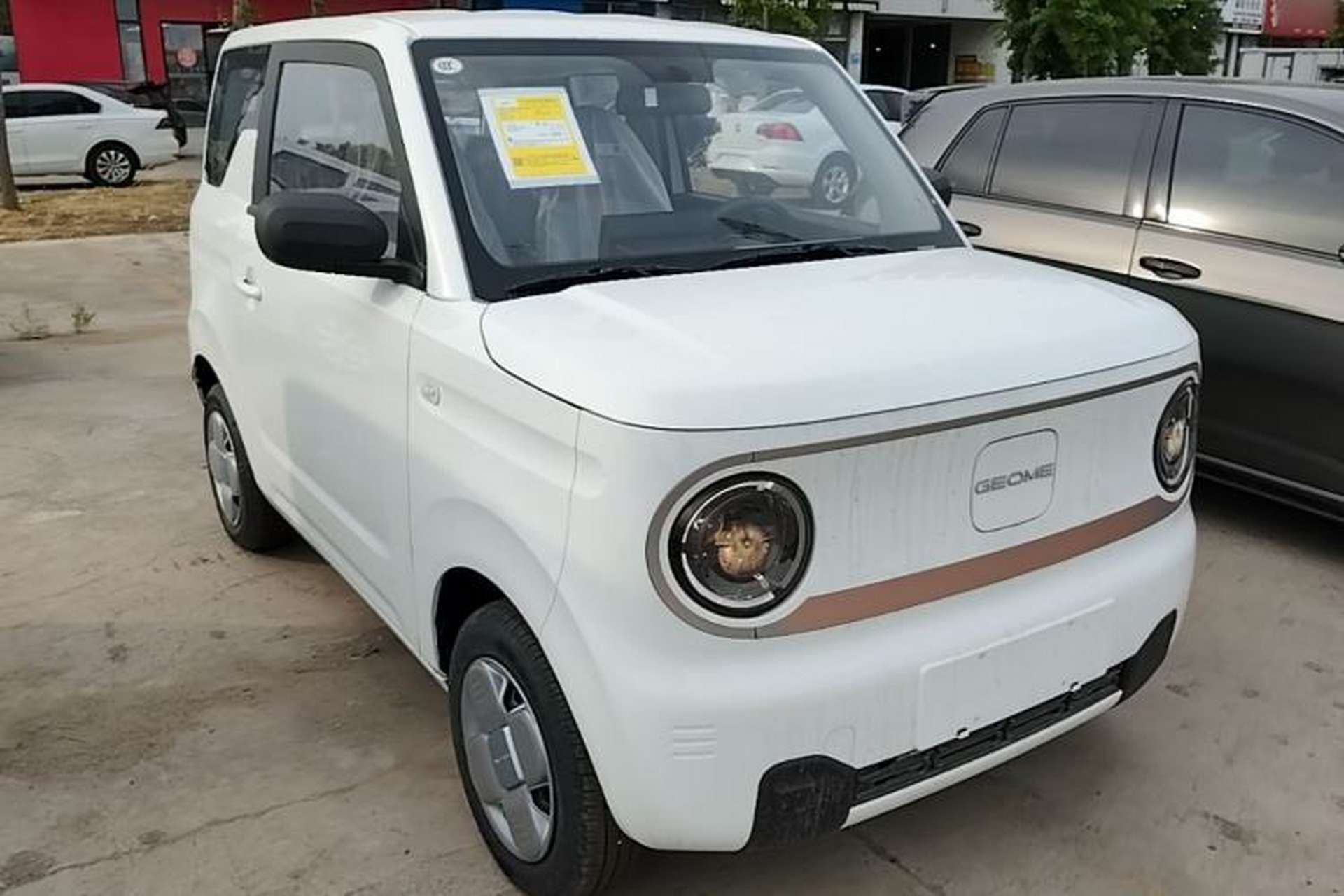 Used Geely Galaxy Panda 2024 Panda Mini 200km Endurance Bear Front Right 45 Deg
