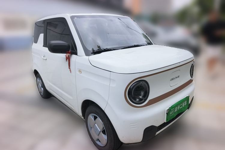 Used Geely Galaxy Panda 2024 Panda Mini 200km Endurance Bear Front Right 45 Deg