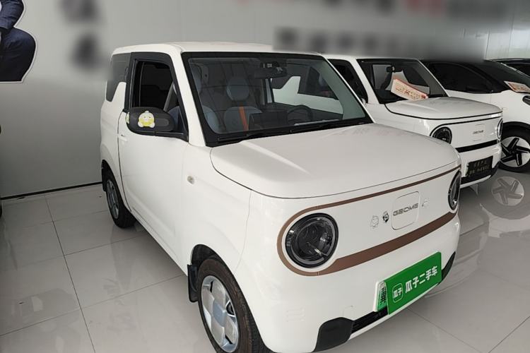 Used Geely Galaxy Panda 2024 Panda Mini 200km Endurance Bear Front Right 45 Deg