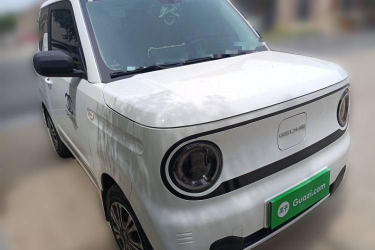 Used Geely Galaxy Panda 2024 Panda Mini 200km Endurance Bear Front Right 45 Deg