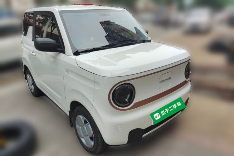 Used Geely Galaxy Panda 2024 Panda Mini 200km Endurance Bear Front Right 45 Deg