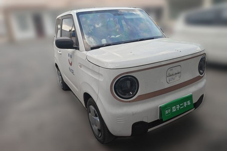 Used Geely Galaxy Panda 2024 Panda Mini 200km Longteng PRO Edition Front Right 45 Deg