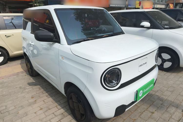 Used Geely Galaxy Panda 2024 Panda Mini 200km Endurance Bear Front Right 45 Deg