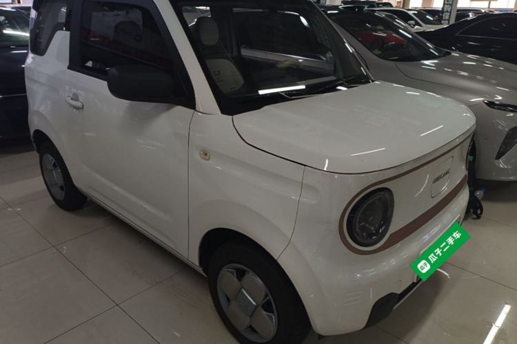 Used Geely Galaxy Panda 2024 Panda Mini 200km Longteng PRO Edition Front Right 45 Deg