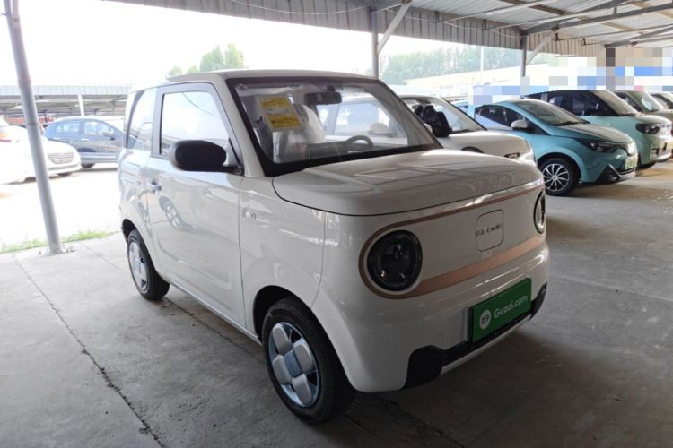 Used Geely Galaxy Panda 2024 Panda Mini 200km Endurance Bear Front Right 45 Deg